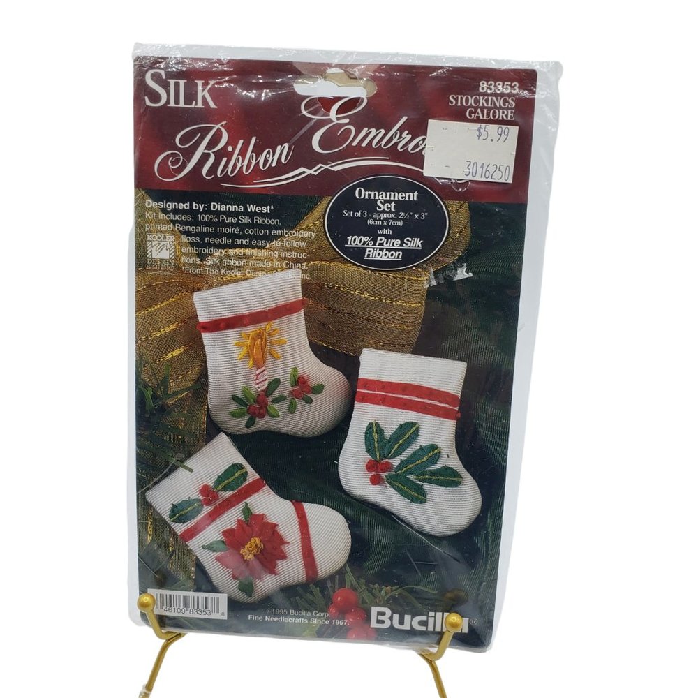 Bucilla #83353 Stockings Galore Silk Ribbon Embroidery Ornament Kit Vintage - Picture 5 of 5